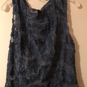 Cap sleeves embroidered dress with title godets